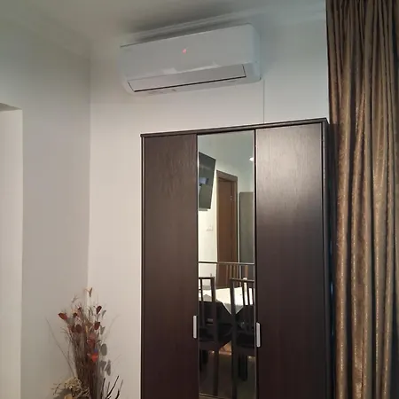 Casa Dora Guest house 2*